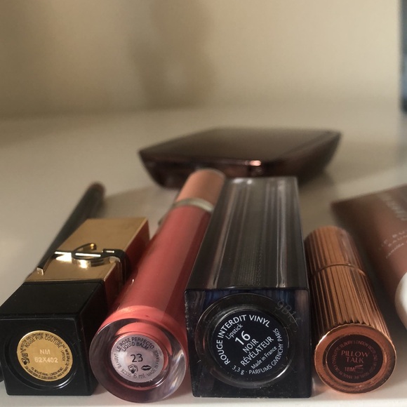 Luxury Makeup Bundle - Picture 8 of 8